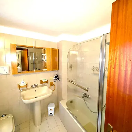 Casa Raste Hébergement de vacances *